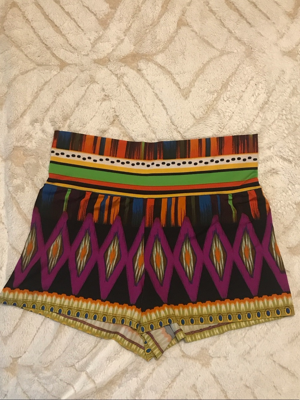 High-Waist Multicolor Aztec Print Women's Shorts